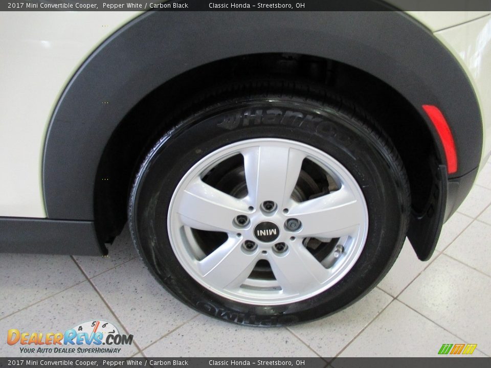 2017 Mini Convertible Cooper Pepper White / Carbon Black Photo #33
