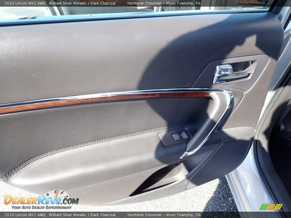 2010 Lincoln MKZ AWD Brilliant Silver Metallic / Dark Charcoal Photo #23