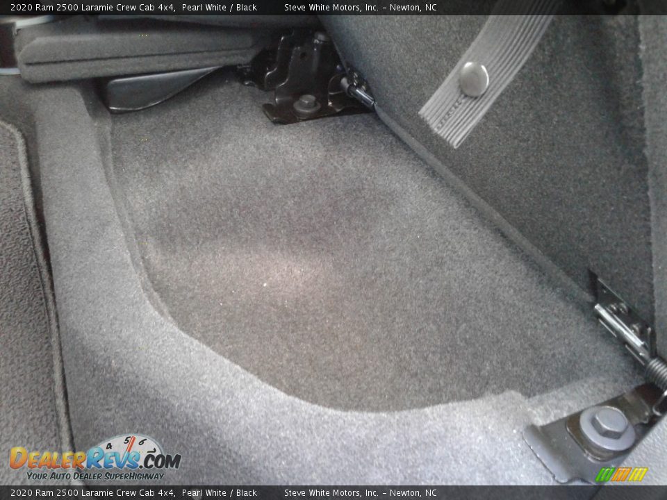 2020 Ram 2500 Laramie Crew Cab 4x4 Pearl White / Black Photo #15