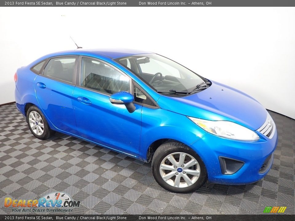 2013 Ford Fiesta SE Sedan Blue Candy / Charcoal Black/Light Stone Photo #2