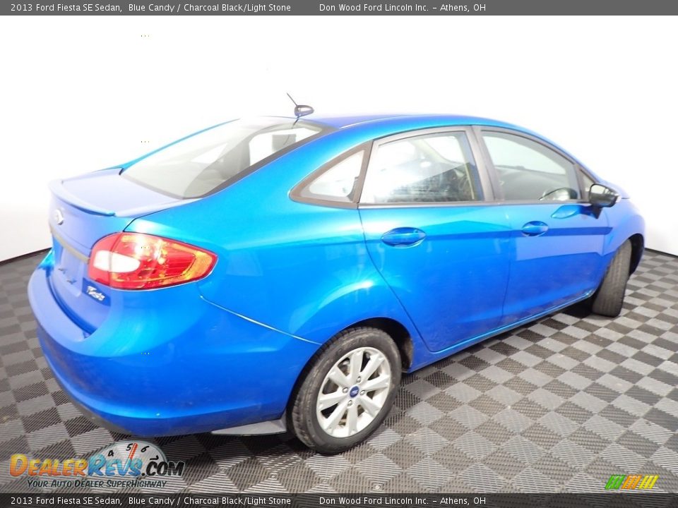 2013 Ford Fiesta SE Sedan Blue Candy / Charcoal Black/Light Stone Photo #14