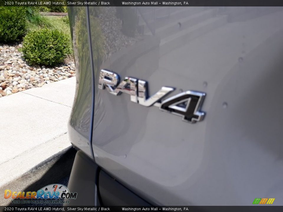 2020 Toyota RAV4 LE AWD Hybrid Silver Sky Metallic / Black Photo #34