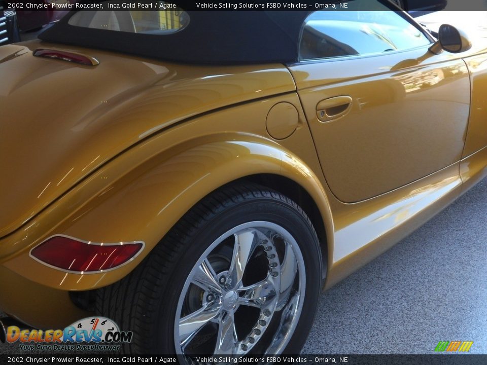 2002 Chrysler Prowler Roadster Inca Gold Pearl / Agate Photo #12