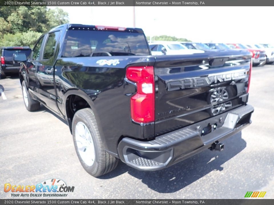 2020 Chevrolet Silverado 1500 Custom Crew Cab 4x4 Black / Jet Black Photo #4