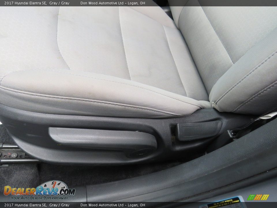 2017 Hyundai Elantra SE Gray / Gray Photo #18
