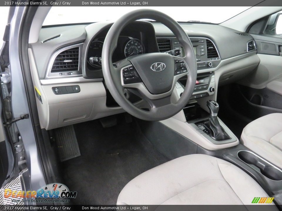 2017 Hyundai Elantra SE Gray / Gray Photo #28