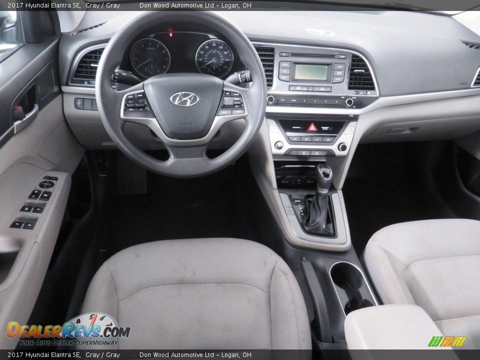 2017 Hyundai Elantra SE Gray / Gray Photo #32