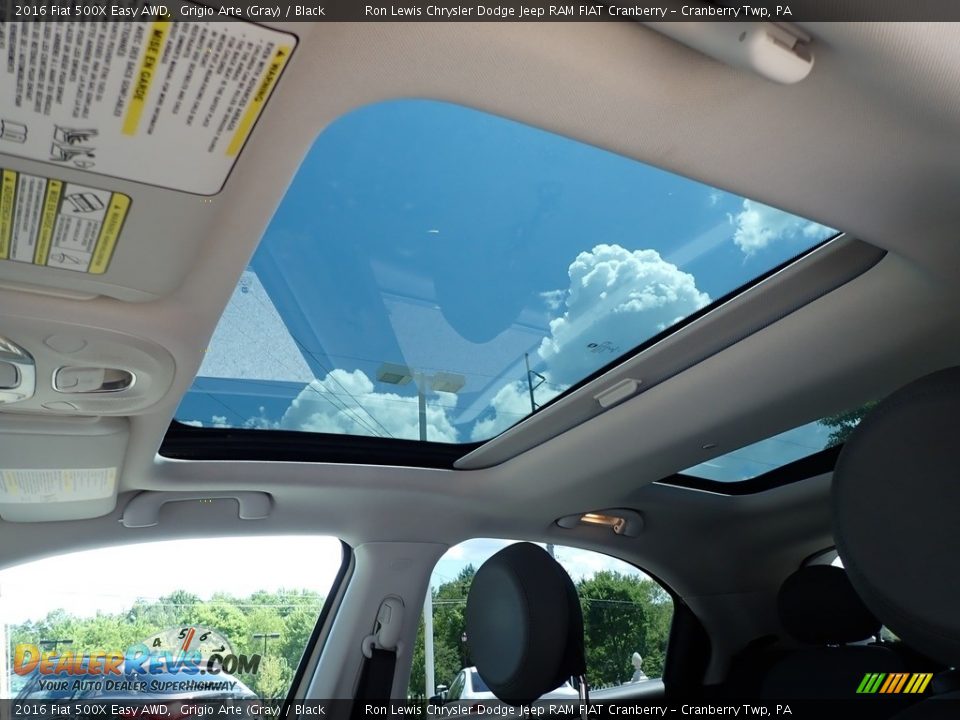 Sunroof of 2016 Fiat 500X Easy AWD Photo #11