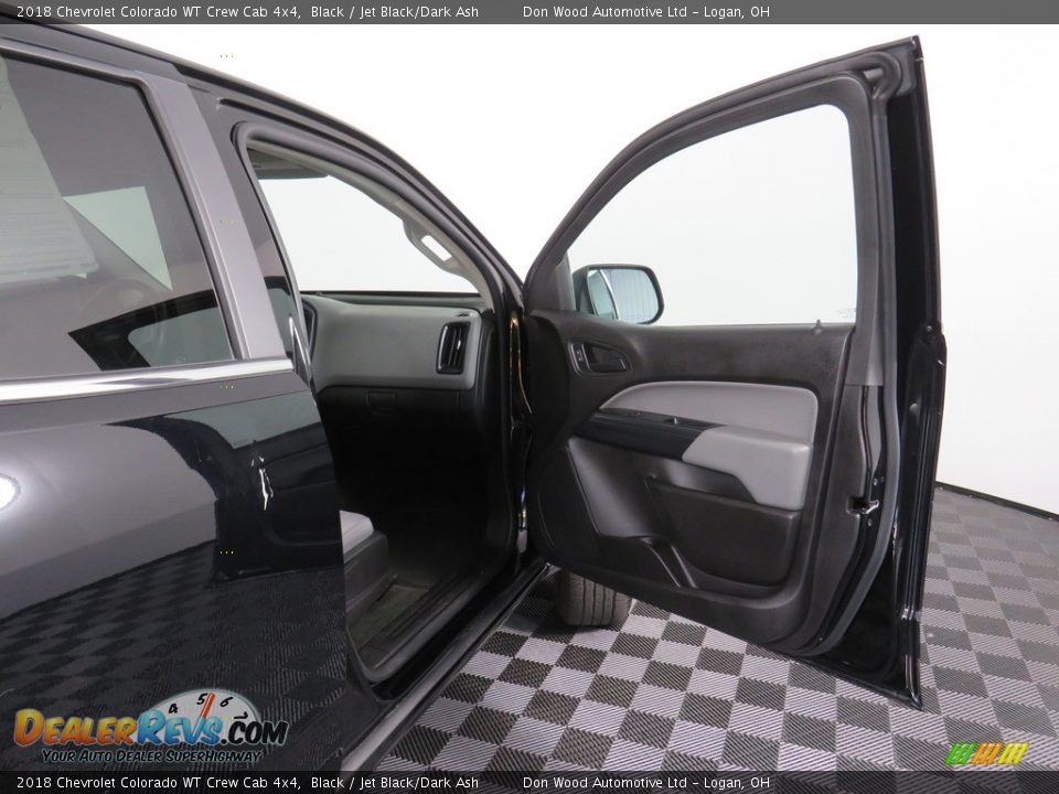 2018 Chevrolet Colorado WT Crew Cab 4x4 Black / Jet Black/Dark Ash Photo #36