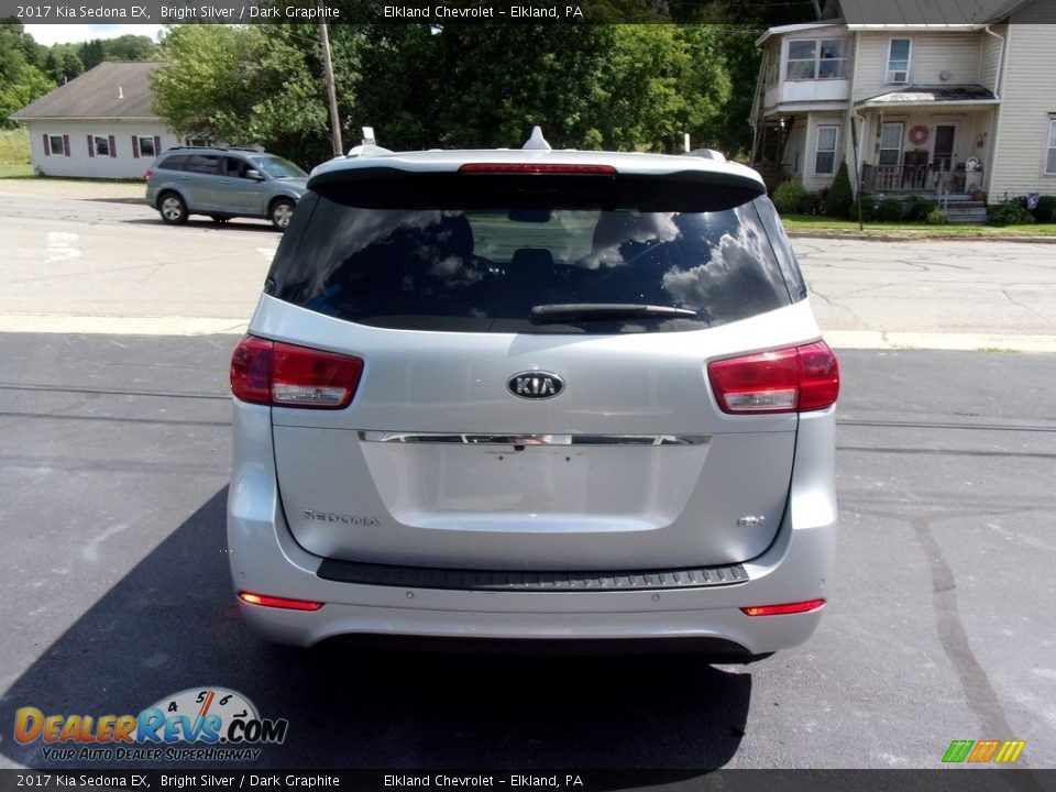 2017 Kia Sedona EX Bright Silver / Dark Graphite Photo #6