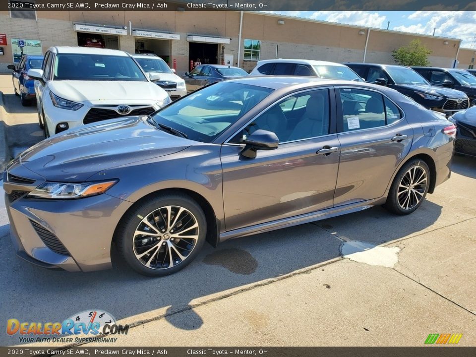 2020 Toyota Camry SE AWD Predawn Gray Mica / Ash Photo #1