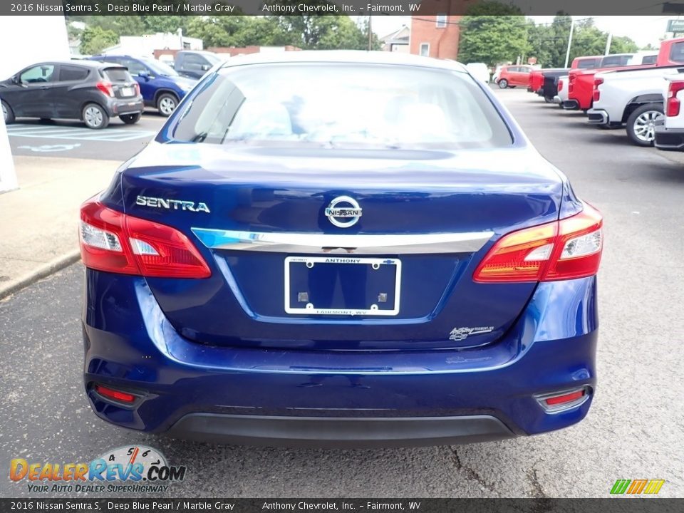 2016 Nissan Sentra S Deep Blue Pearl / Marble Gray Photo #5