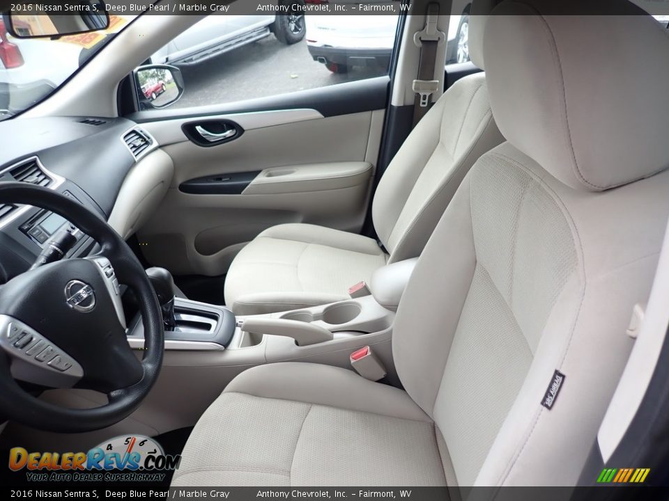 Front Seat of 2016 Nissan Sentra S Photo #13