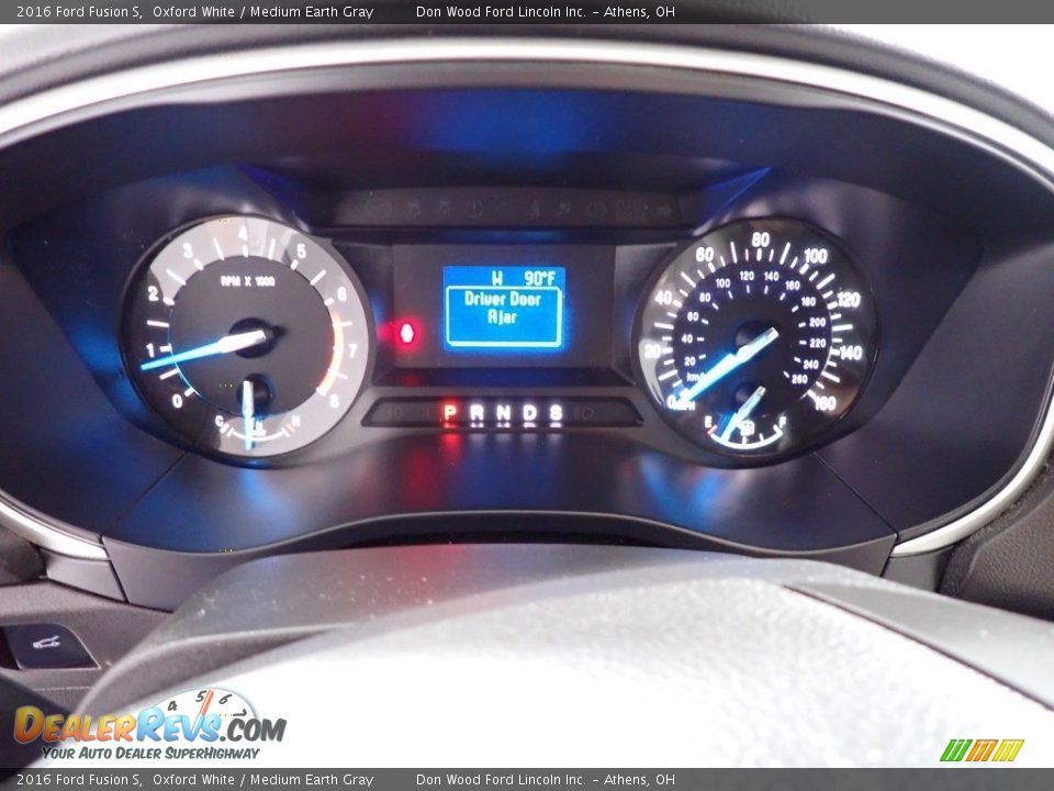 2016 Ford Fusion S Oxford White / Medium Earth Gray Photo #26
