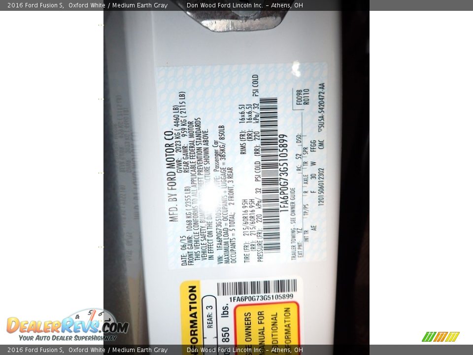 2016 Ford Fusion S Oxford White / Medium Earth Gray Photo #31