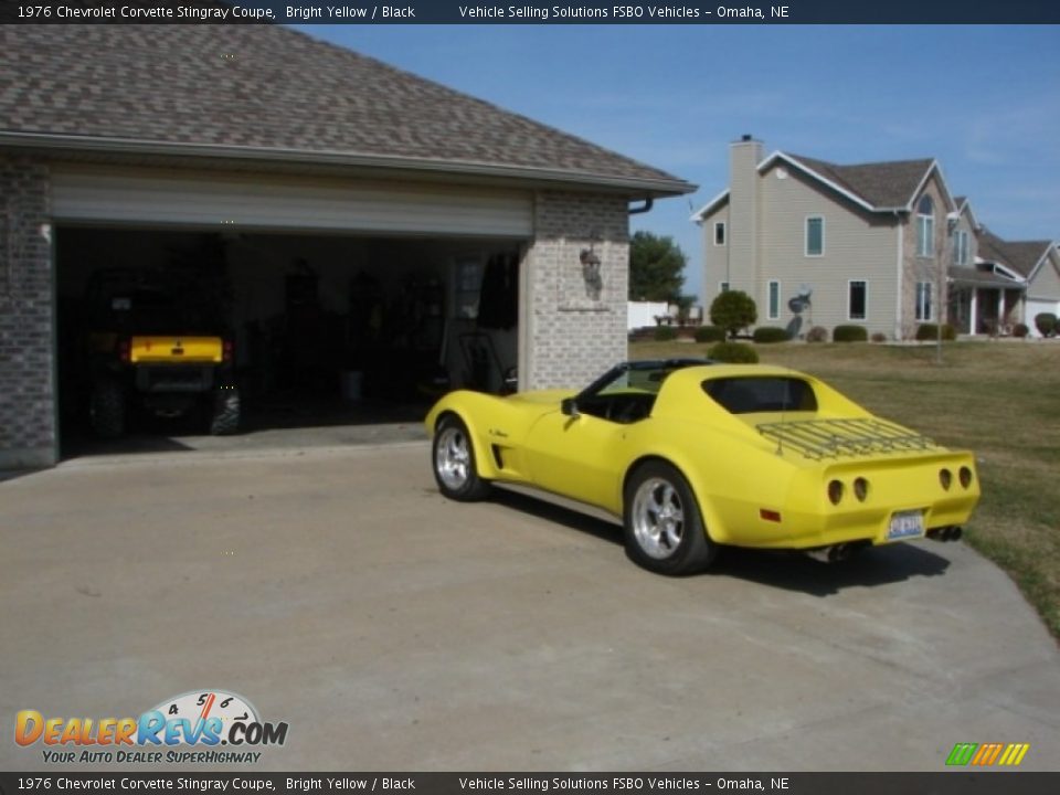 1976 Chevrolet Corvette Stingray Coupe Bright Yellow / Black Photo #4
