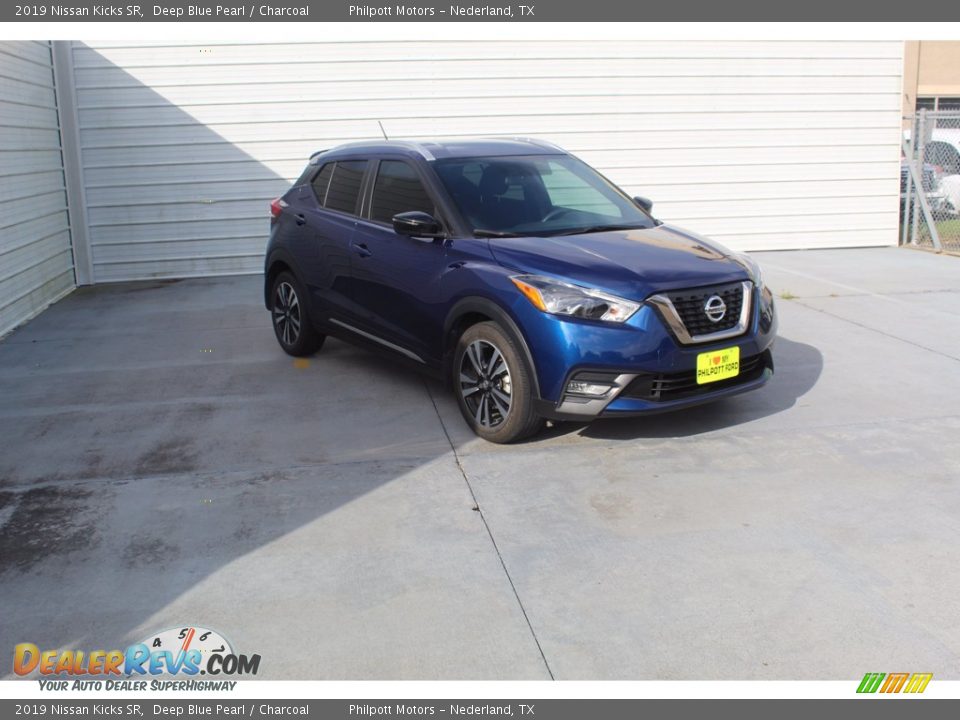 2019 Nissan Kicks SR Deep Blue Pearl / Charcoal Photo #2