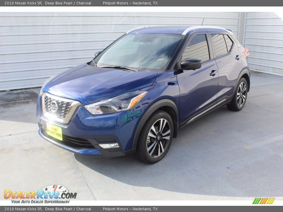 2019 Nissan Kicks SR Deep Blue Pearl / Charcoal Photo #4