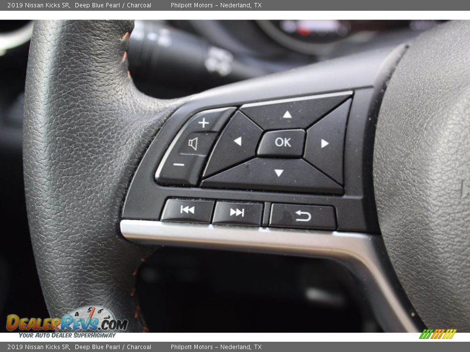 2019 Nissan Kicks SR Deep Blue Pearl / Charcoal Photo #13