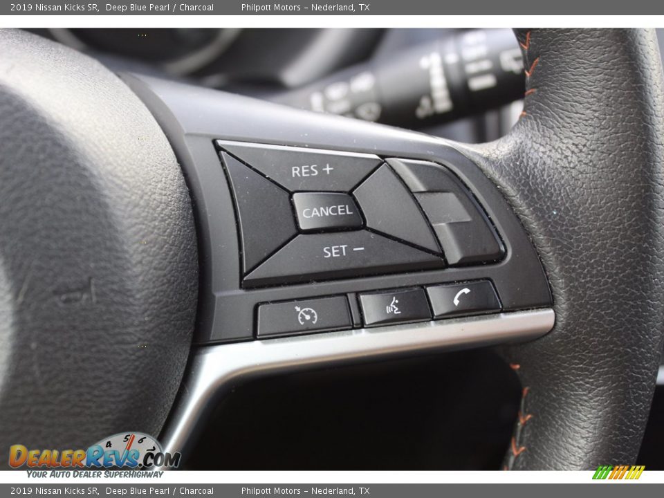2019 Nissan Kicks SR Deep Blue Pearl / Charcoal Photo #14