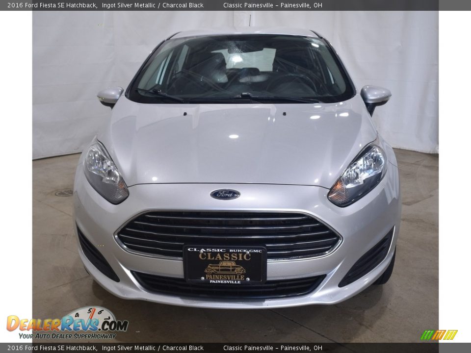 2016 Ford Fiesta SE Hatchback Ingot Silver Metallic / Charcoal Black Photo #4