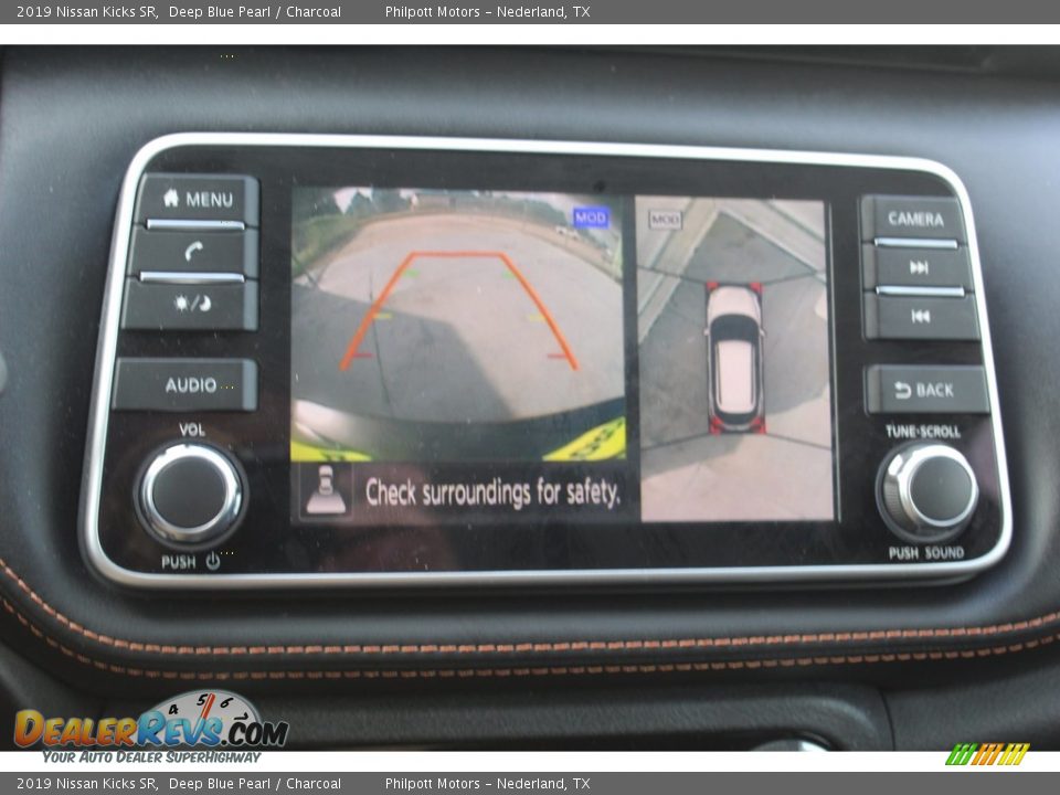 2019 Nissan Kicks SR Deep Blue Pearl / Charcoal Photo #19