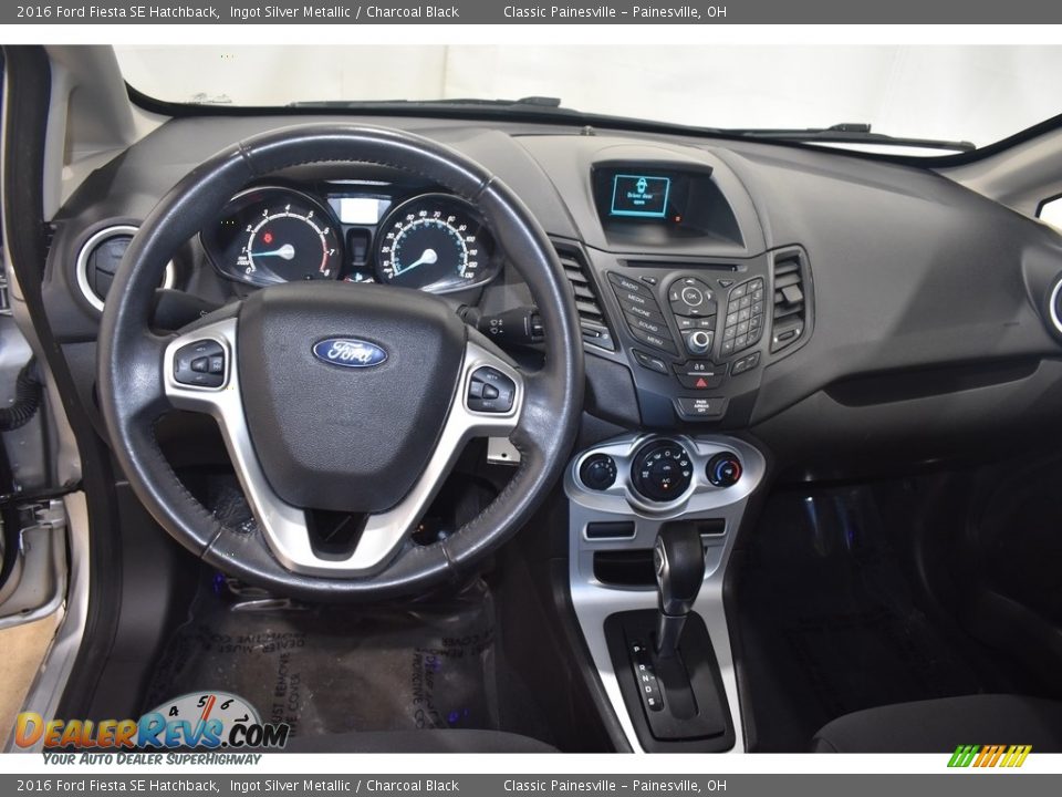 2016 Ford Fiesta SE Hatchback Ingot Silver Metallic / Charcoal Black Photo #12