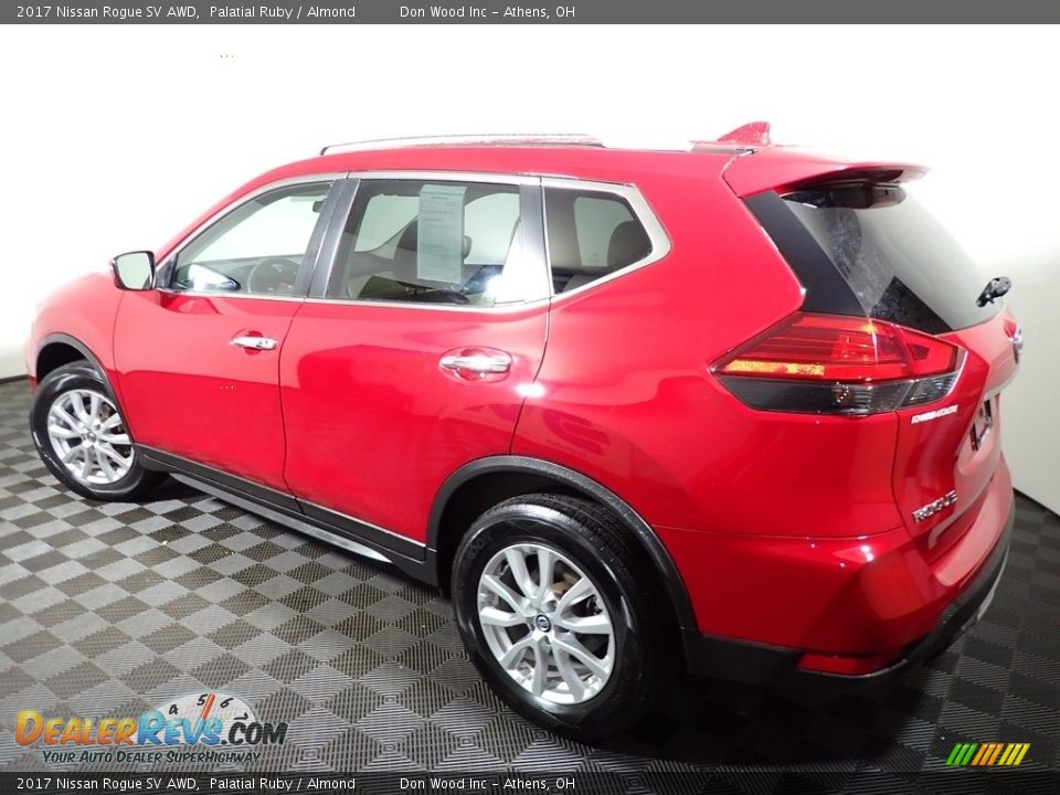 2017 Nissan Rogue SV AWD Palatial Ruby / Almond Photo #9