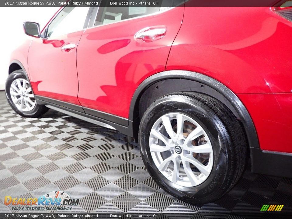 2017 Nissan Rogue SV AWD Palatial Ruby / Almond Photo #10