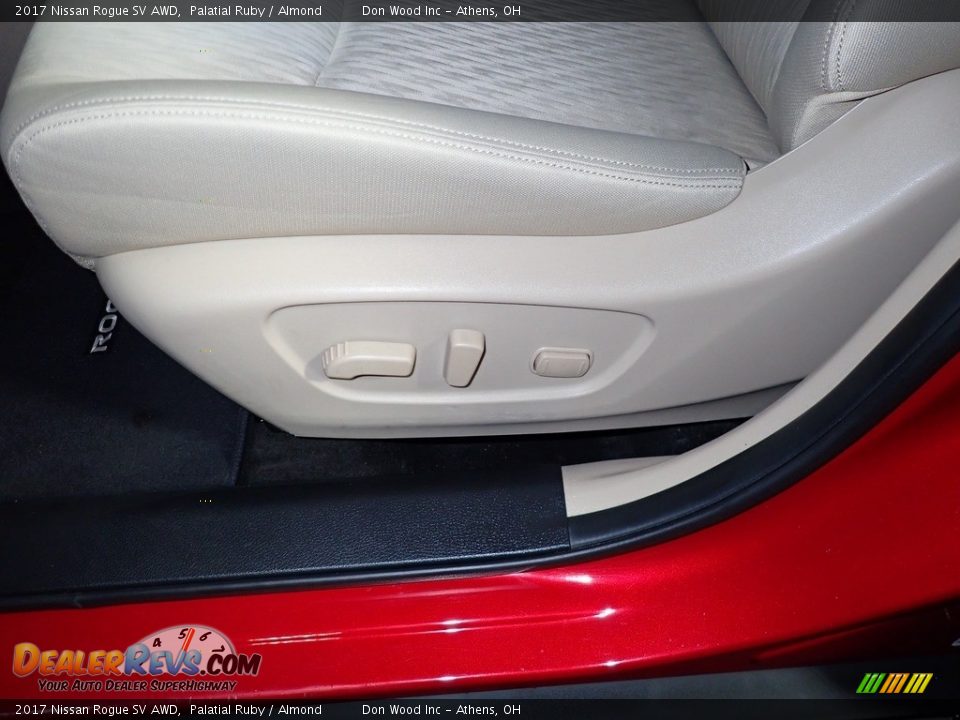 2017 Nissan Rogue SV AWD Palatial Ruby / Almond Photo #18