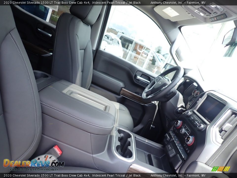 2020 Chevrolet Silverado 1500 LT Trail Boss Crew Cab 4x4 Iridescent Pearl Tricoat / Jet Black Photo #9