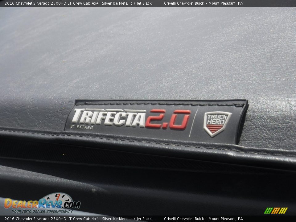 2016 Chevrolet Silverado 2500HD LT Crew Cab 4x4 Silver Ice Metallic / Jet Black Photo #12