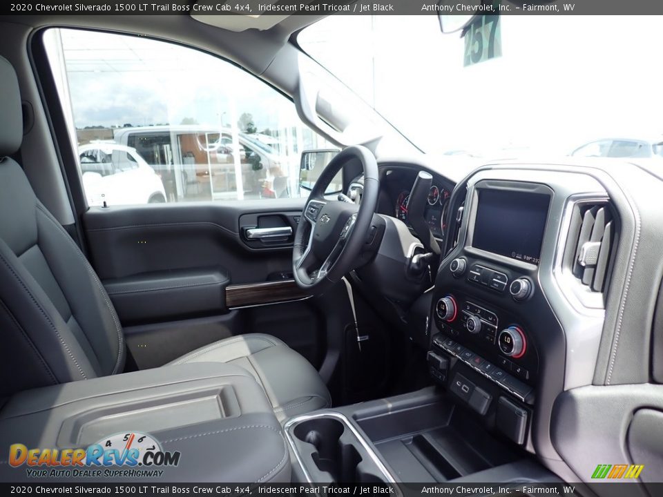 2020 Chevrolet Silverado 1500 LT Trail Boss Crew Cab 4x4 Iridescent Pearl Tricoat / Jet Black Photo #10