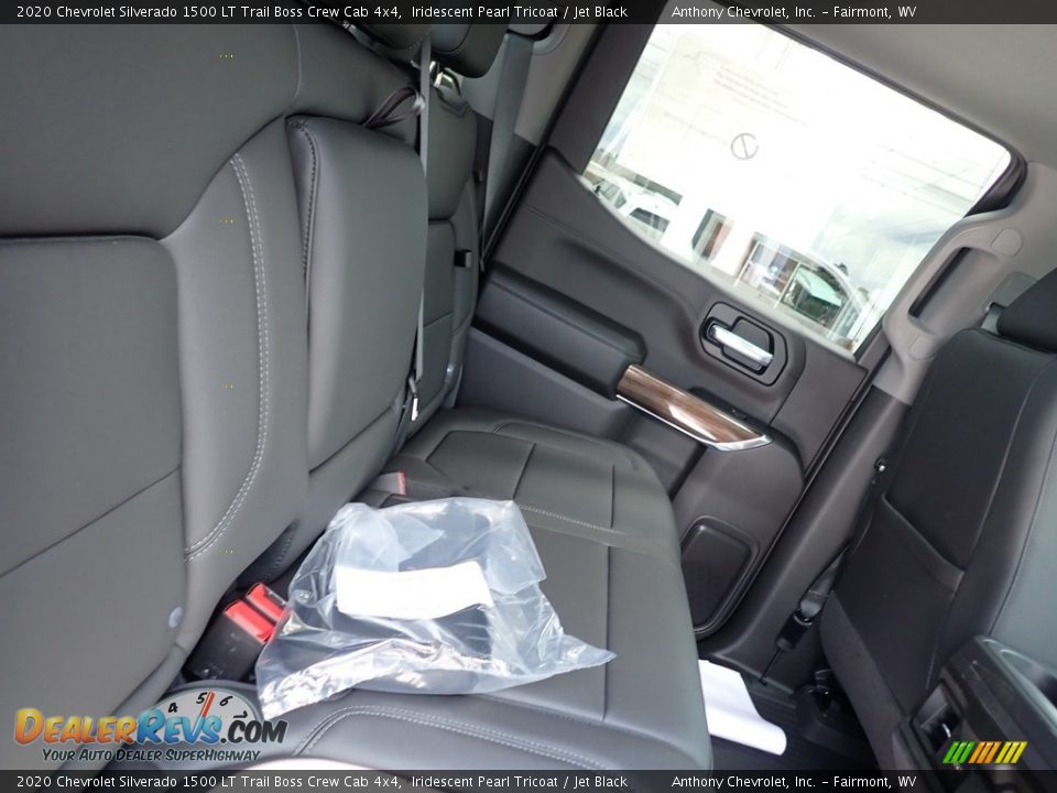 2020 Chevrolet Silverado 1500 LT Trail Boss Crew Cab 4x4 Iridescent Pearl Tricoat / Jet Black Photo #12
