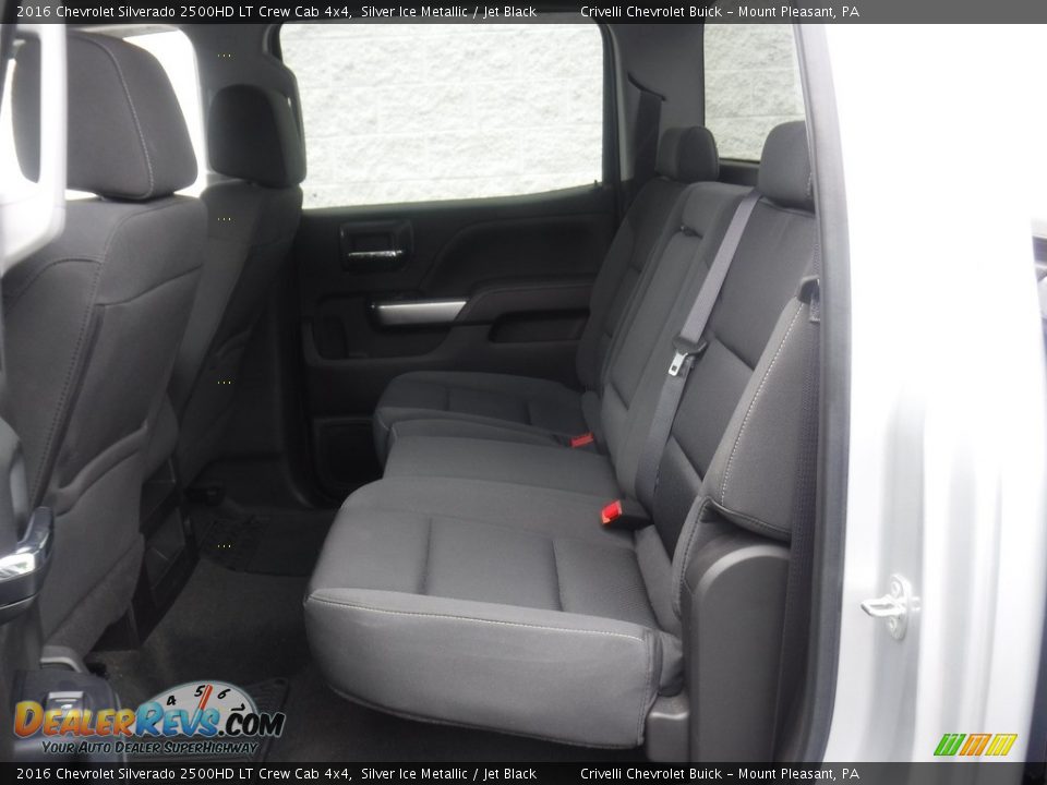 Rear Seat of 2016 Chevrolet Silverado 2500HD LT Crew Cab 4x4 Photo #30