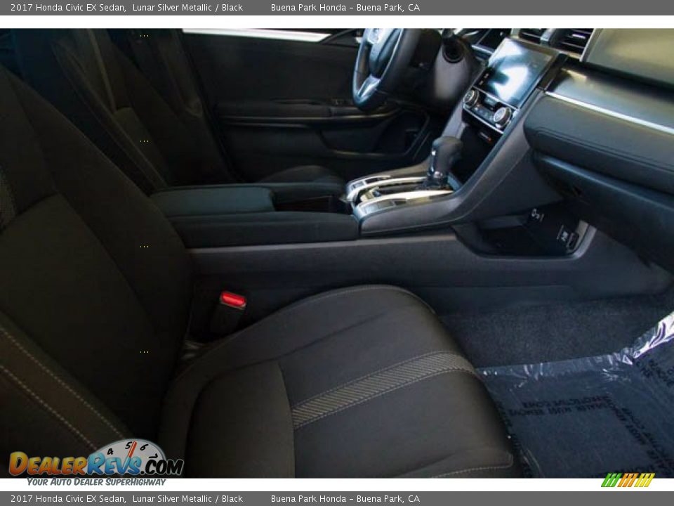 2017 Honda Civic EX Sedan Lunar Silver Metallic / Black Photo #26