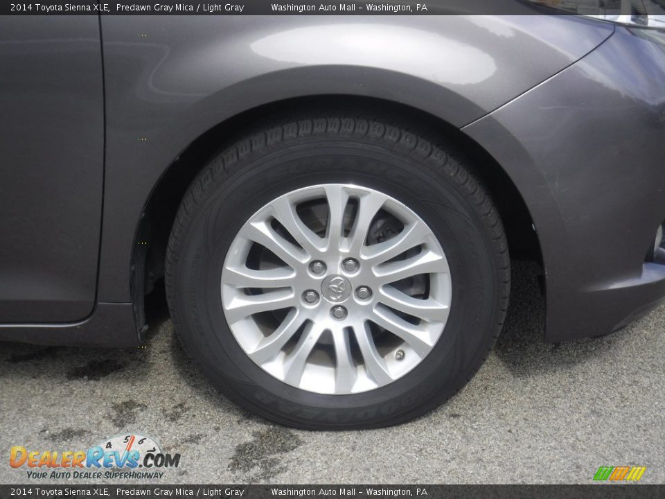 2014 Toyota Sienna XLE Predawn Gray Mica / Light Gray Photo #8