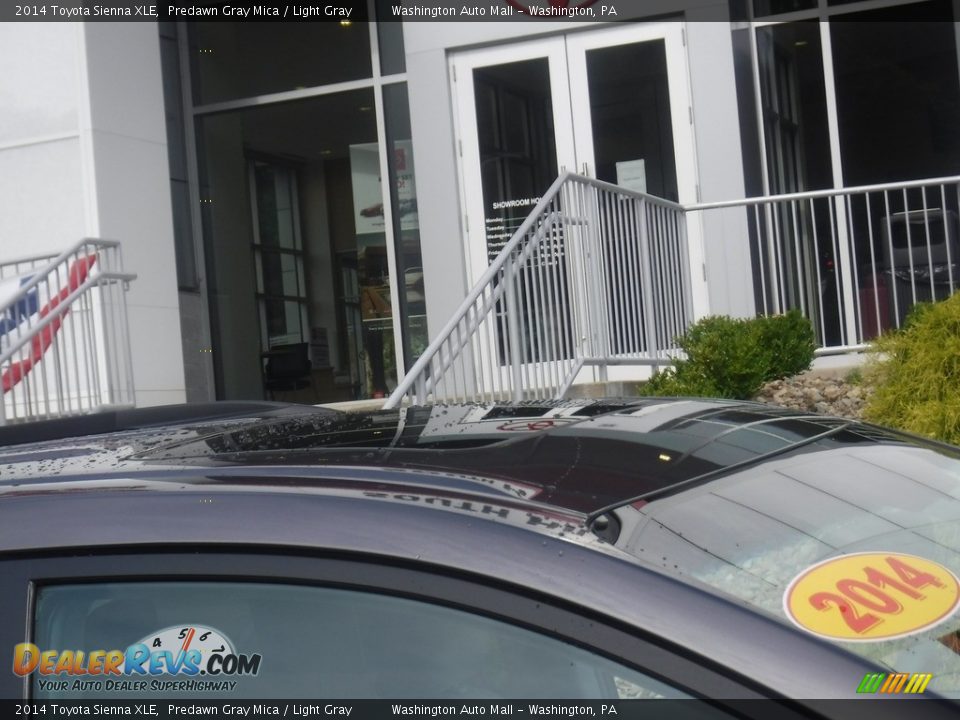 2014 Toyota Sienna XLE Predawn Gray Mica / Light Gray Photo #9