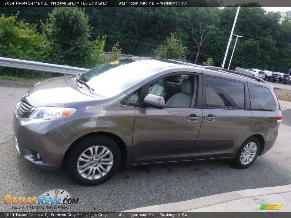 2014 Toyota Sienna XLE Predawn Gray Mica / Light Gray Photo #12
