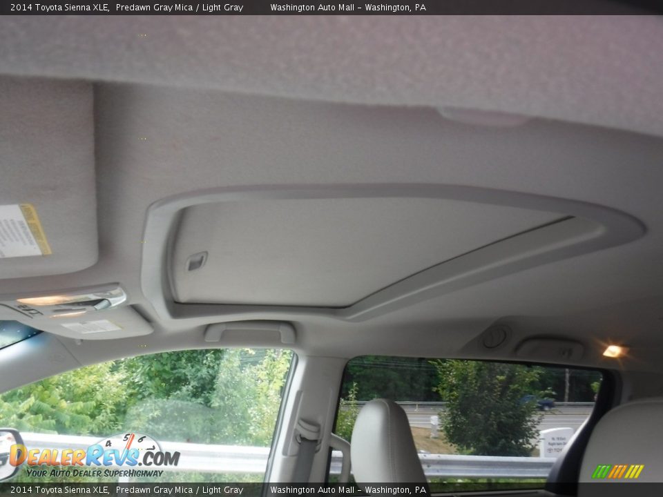 2014 Toyota Sienna XLE Predawn Gray Mica / Light Gray Photo #15