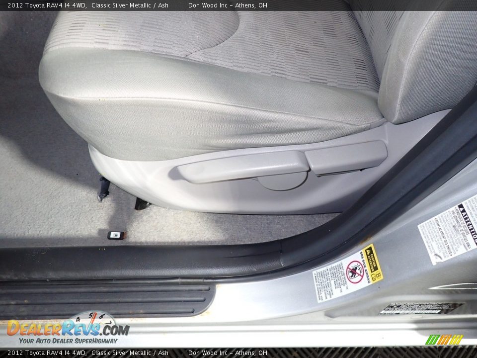 2012 Toyota RAV4 I4 4WD Classic Silver Metallic / Ash Photo #18