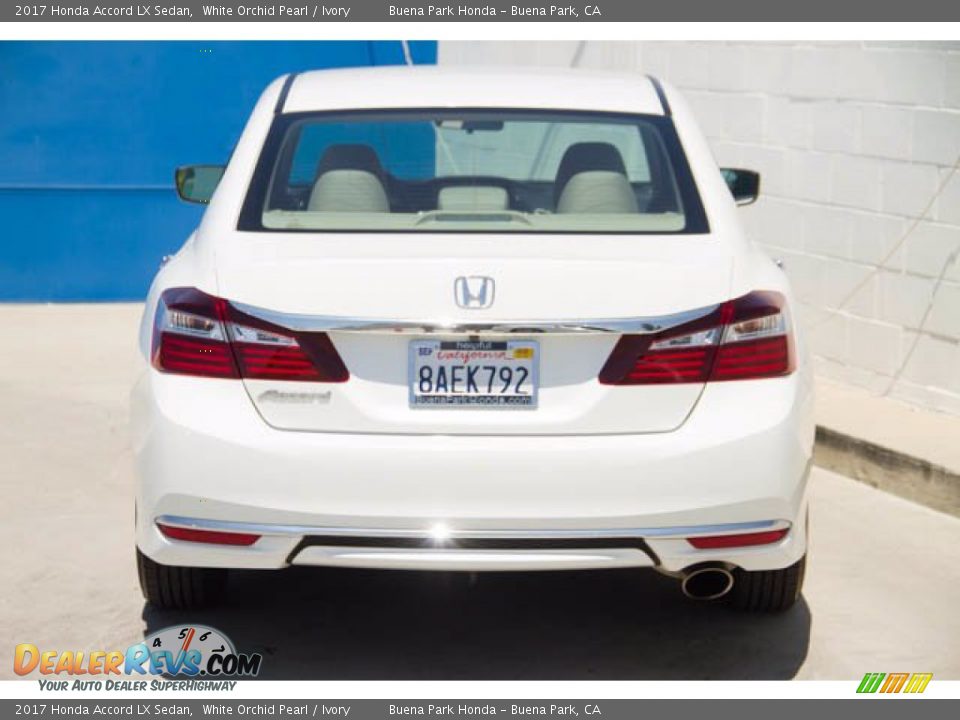 2017 Honda Accord LX Sedan White Orchid Pearl / Ivory Photo #11