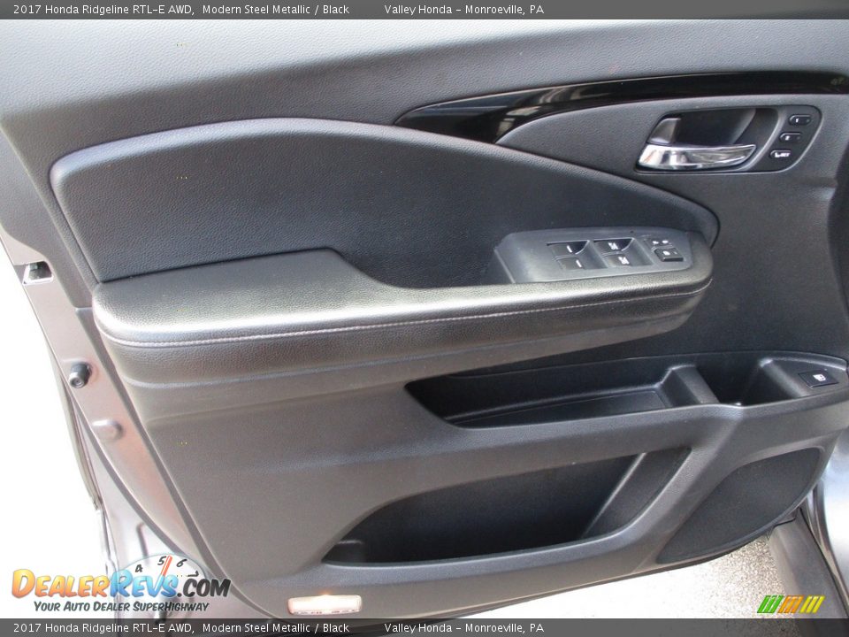 2017 Honda Ridgeline RTL-E AWD Modern Steel Metallic / Black Photo #10