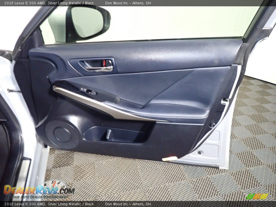Door Panel of 2016 Lexus IS 300 AWD Photo #22