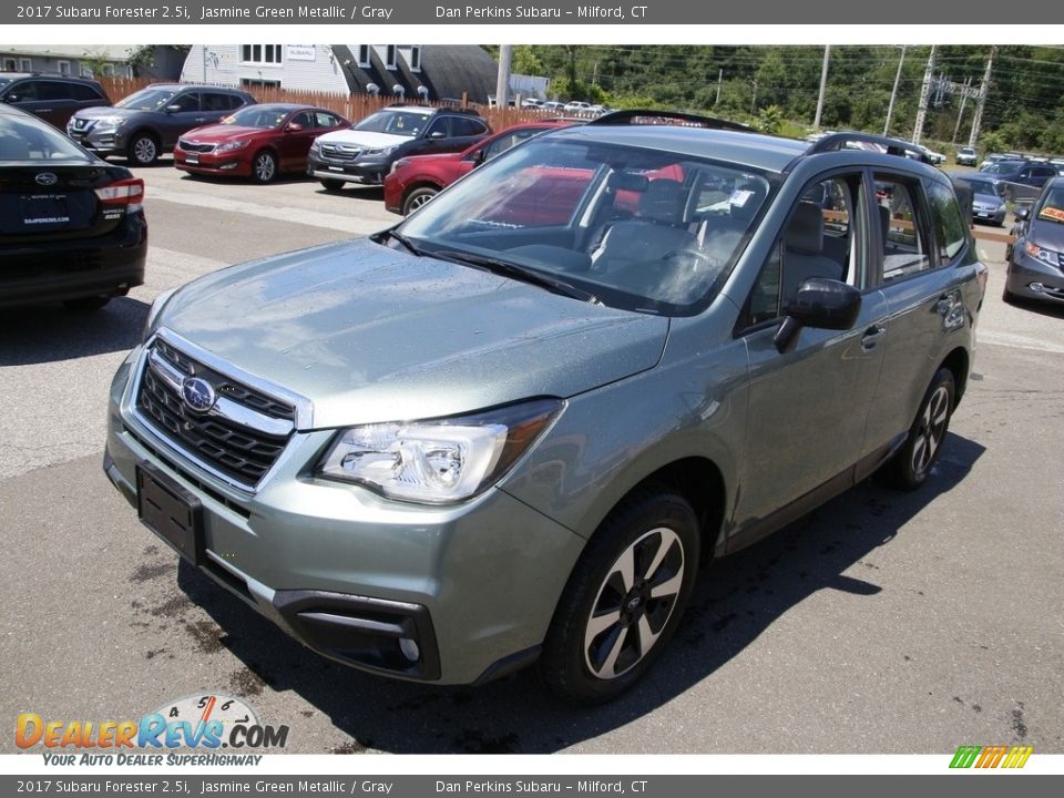 2017 Subaru Forester 2.5i Jasmine Green Metallic / Gray Photo #1