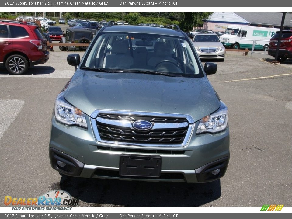 2017 Subaru Forester 2.5i Jasmine Green Metallic / Gray Photo #2