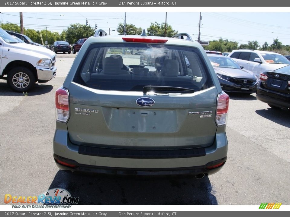 2017 Subaru Forester 2.5i Jasmine Green Metallic / Gray Photo #6