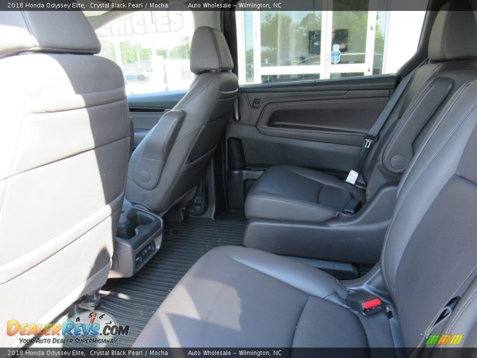 2018 Honda Odyssey Elite Crystal Black Pearl / Mocha Photo #10