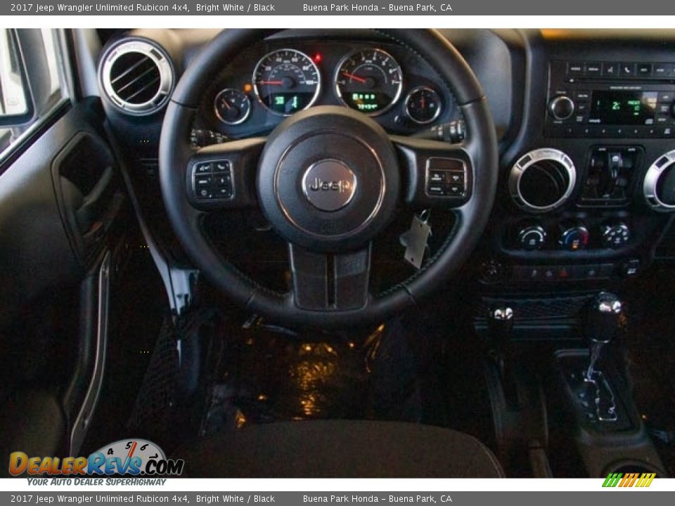 2017 Jeep Wrangler Unlimited Rubicon 4x4 Bright White / Black Photo #5