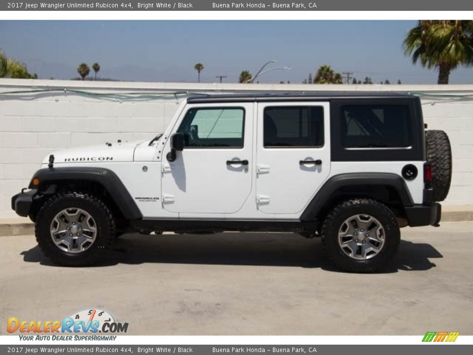2017 Jeep Wrangler Unlimited Rubicon 4x4 Bright White / Black Photo #8